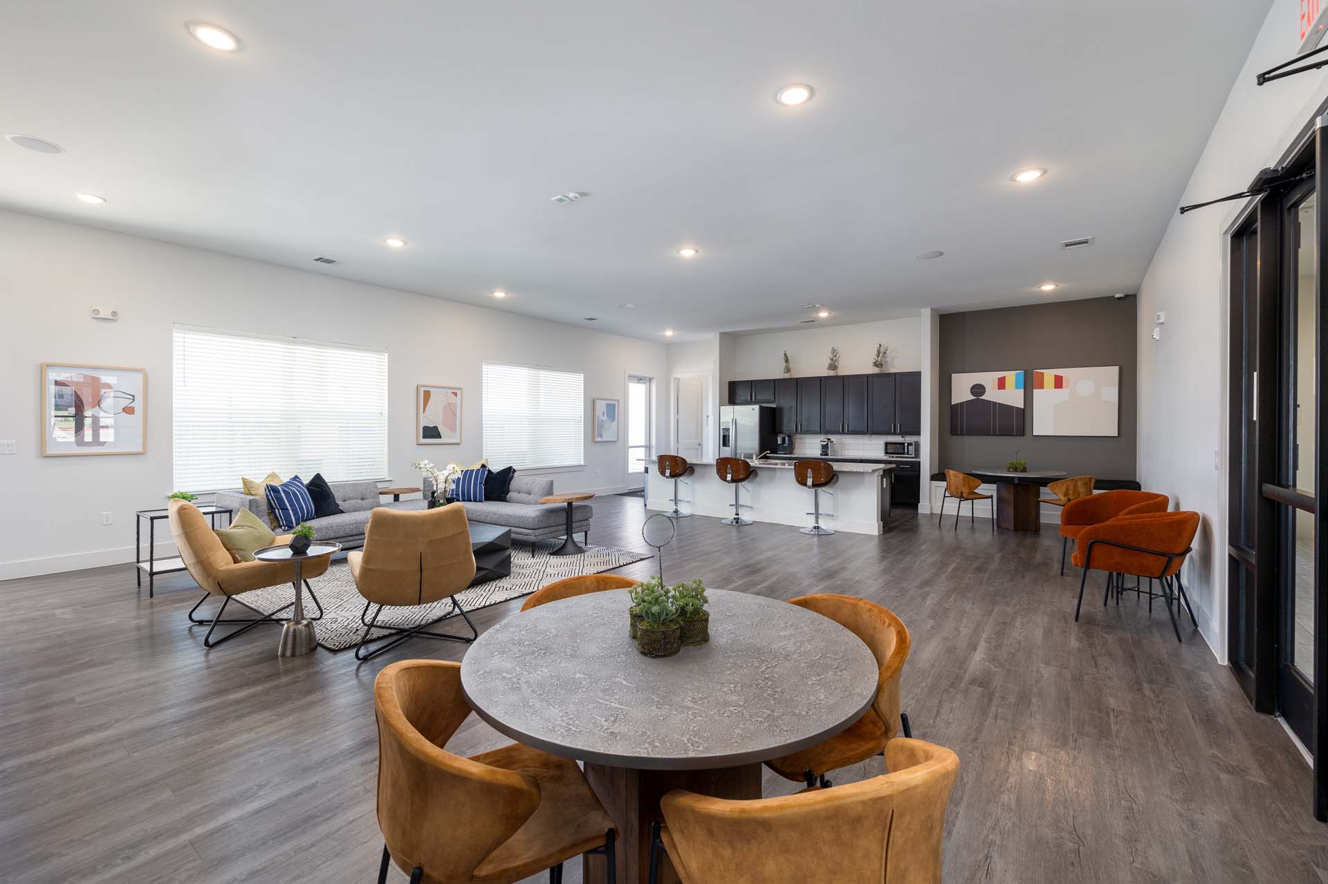 Clubroom(1)